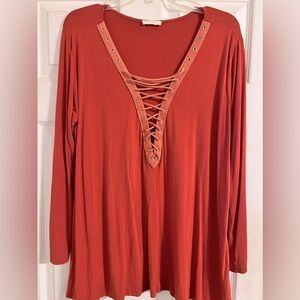 Lace up tee
